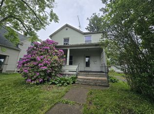 821 Alcoma St, Sharon, PA 16146