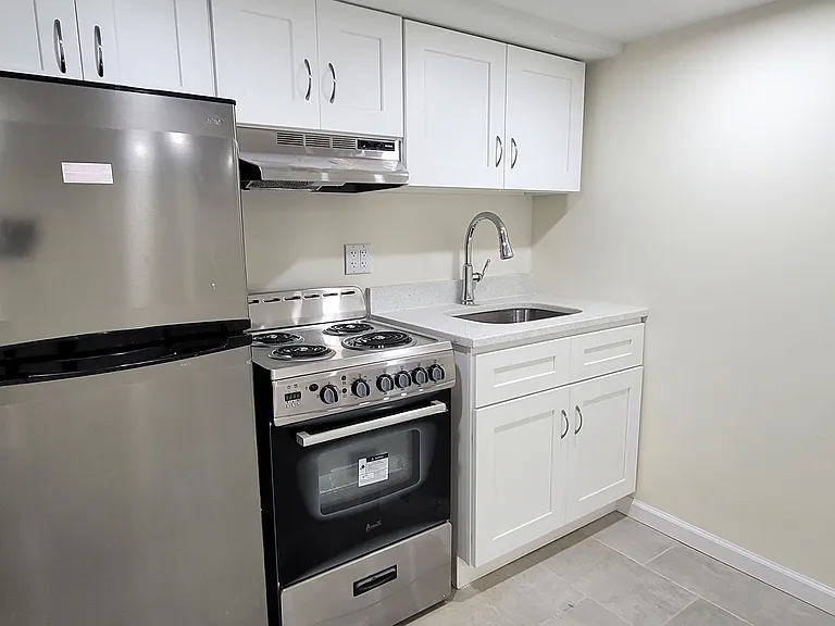 170-20 Lithonia Ave #1B — Photo 1