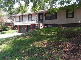 11504 Thompson St, Independence, MO 64054