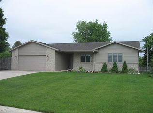 4317 Menasha Ave, Manitowoc, WI 54220