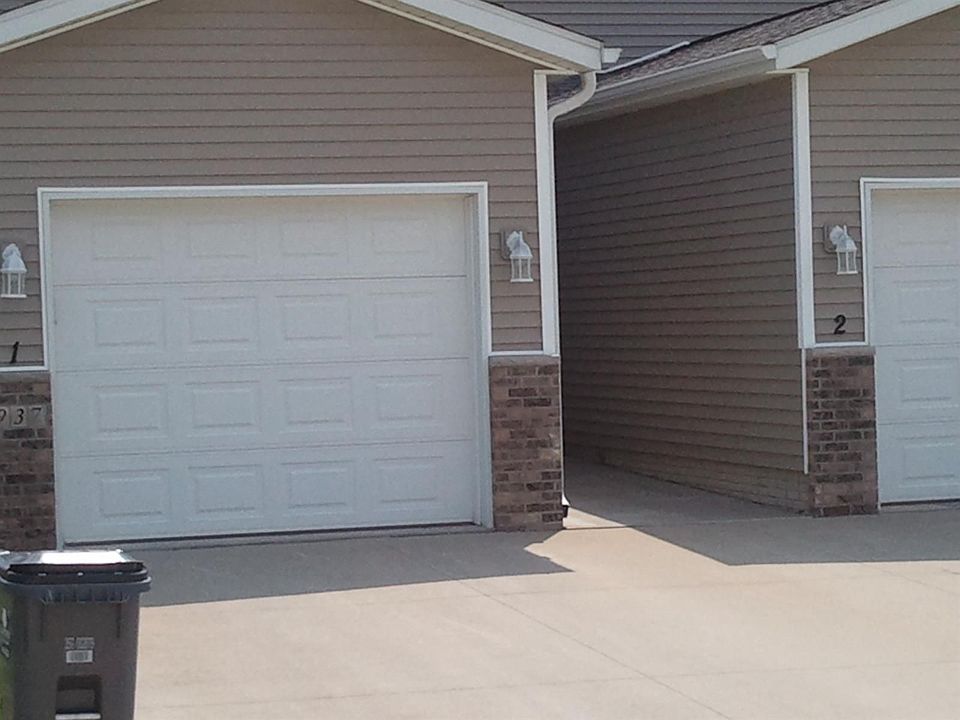 Exterior Townhouse