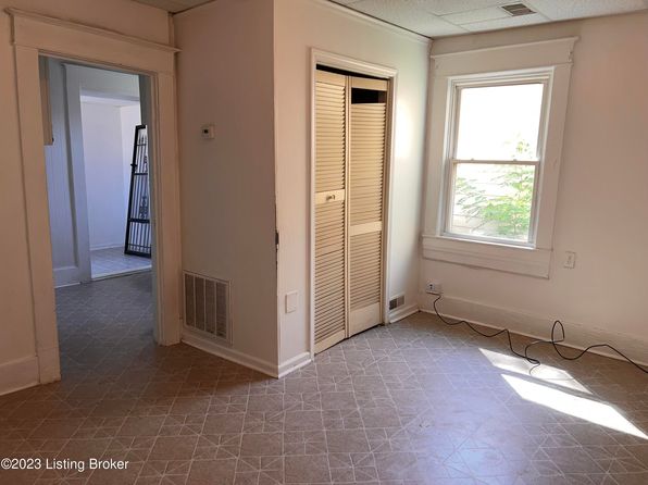 louisville-kentucky-73472682 picture