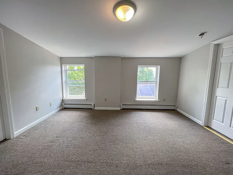 16-18 Elmer St — Photo 8
