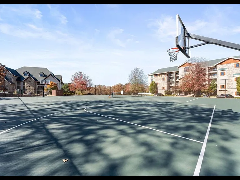 250 Lakewood Dr #5205 — Photo 39