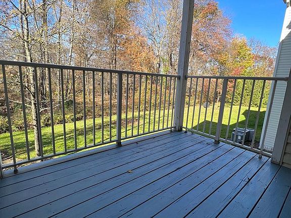 2nd image of 324 Walden Cir
