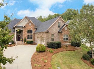 2013 Muirfield Pl, Clemmons, NC 27012