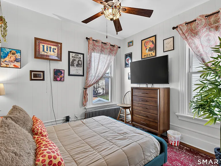832 State St #2 — Photo 6