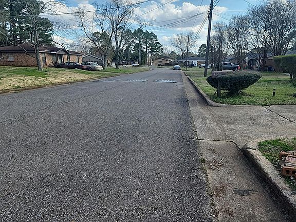 5th image of 3213 Deerfield Rd NW