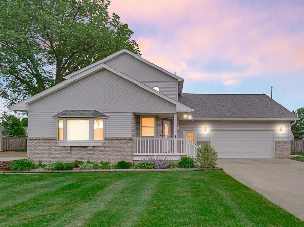 1703 A St, La Porte, IN 46350