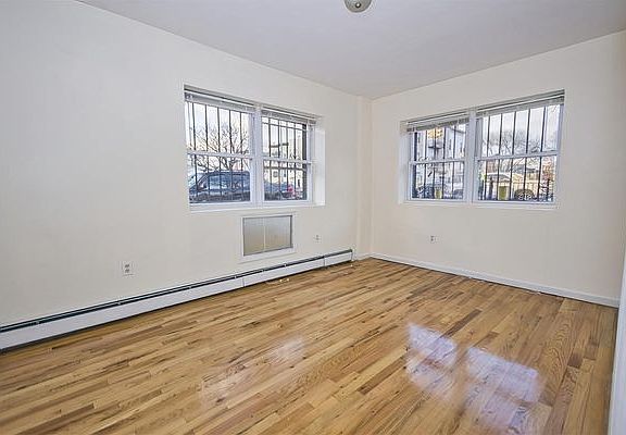5th image of 54 Pilling St #1E