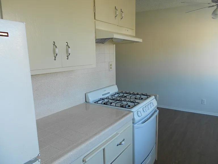 3721 Midvale Ave #11 — Photo 14