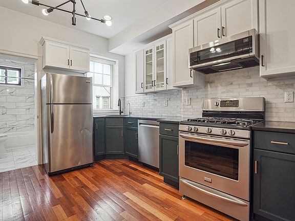 5th image of 96 Bowers St #3R