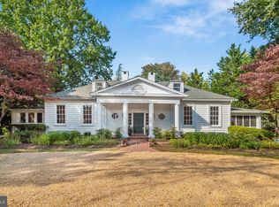 3905 Bradley Ln, Chevy Chase, MD 20815