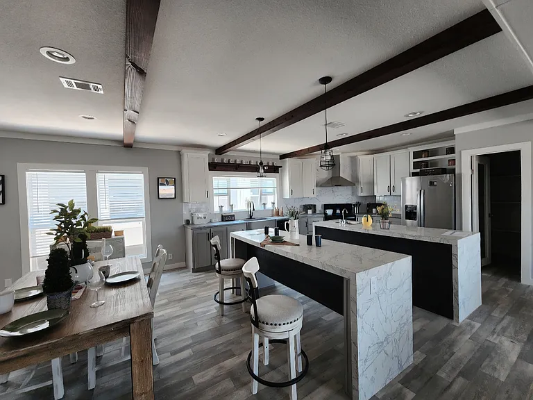 201 Whomping Willow Way — Photo 4