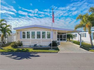 2101 Hilo Dr, Holiday, FL 34691