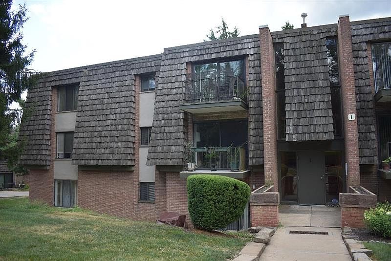 131 Forest Green Dr 131, Coraopolis, PA 15108 Zillow