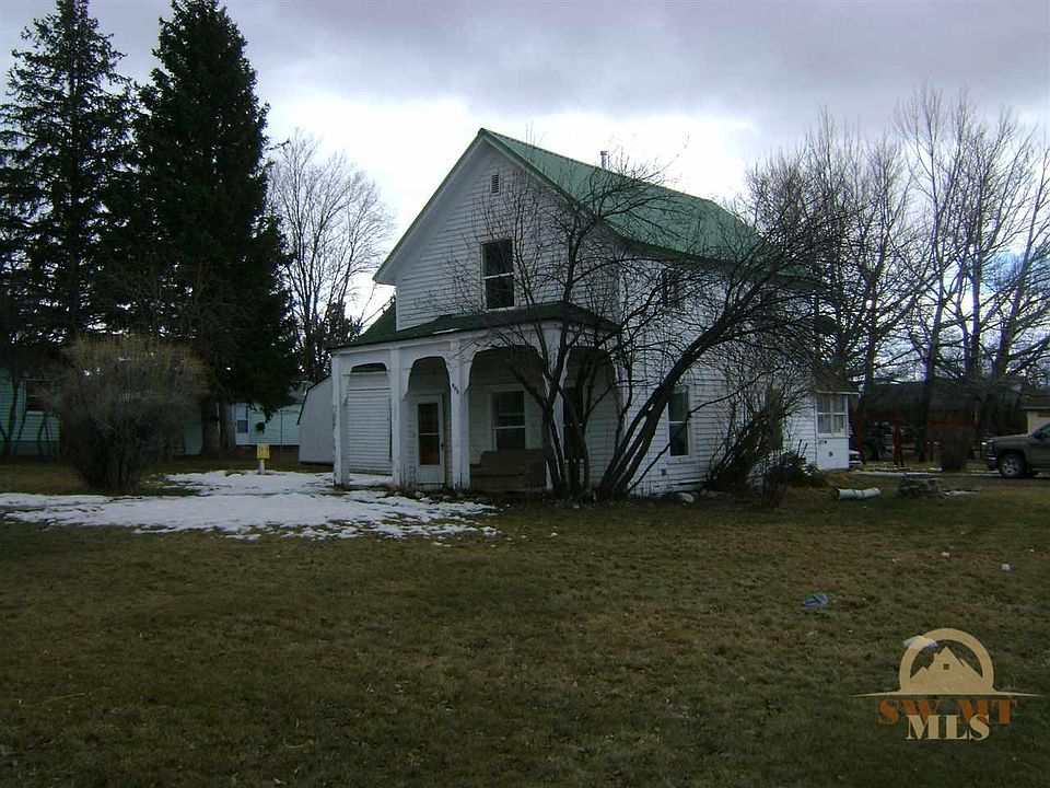 2nd image of 310 Mill St