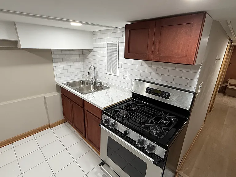 1307 W Fillmore St #1B — Photo 16