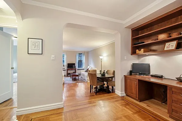 Sold by Citi Habitats | media 10