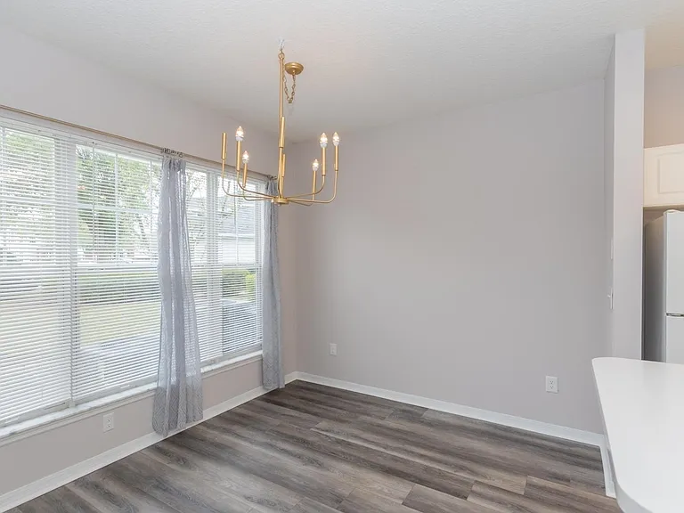 24100 Harbour Vista Cir — Photo 8