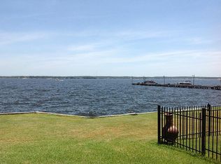 18 Regency Point, Montgomery, TX 77356