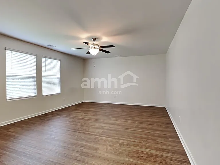 150 Orion Way — Photo 10