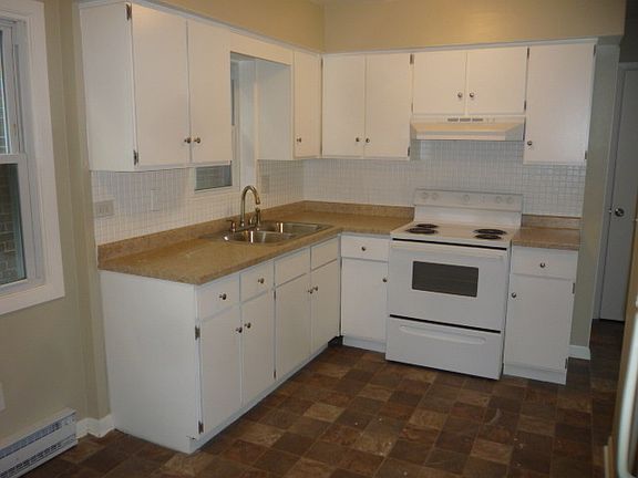 3rd image of 4826 N Linder Ave APT 2A