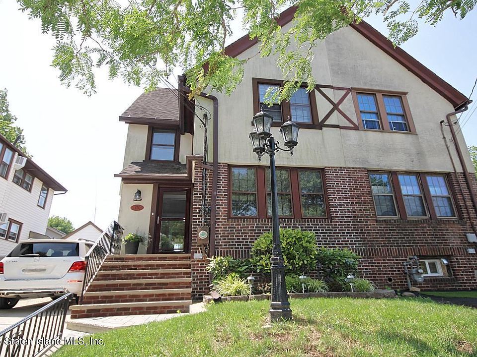1st image of 134 Sturges St