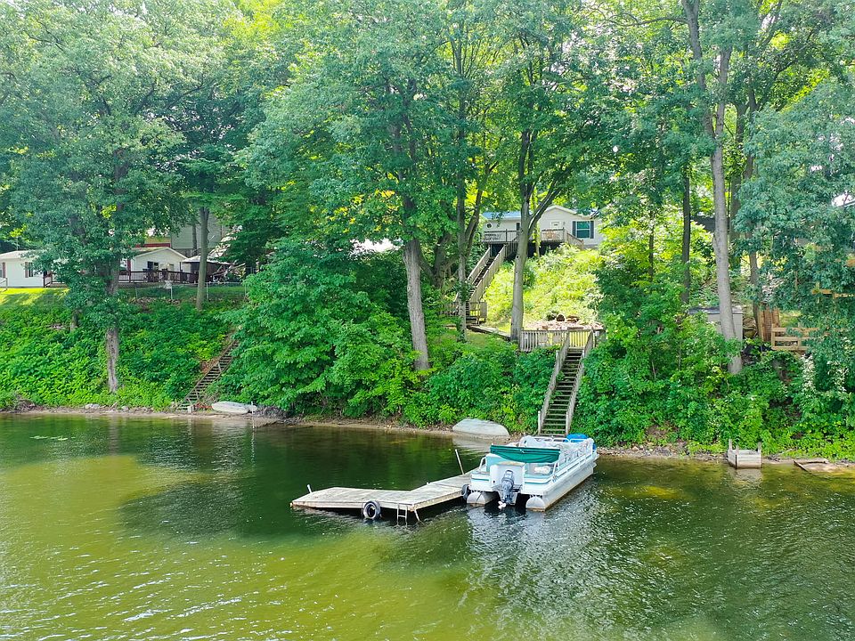 8712 Chain O Lakes Dr, Delton, MI 49046 Zillow