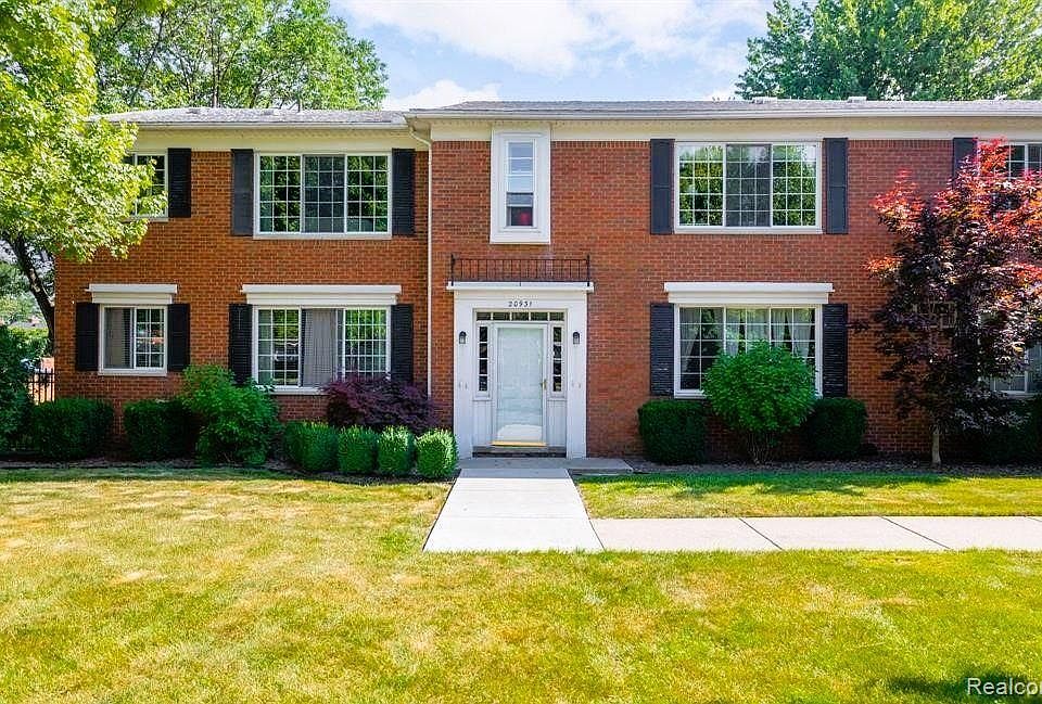 1st image of 20931 Wildwood Dr APT 223