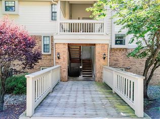 12944 Bryce Canyon Dr APT F, Maryland Heights, MO 63043