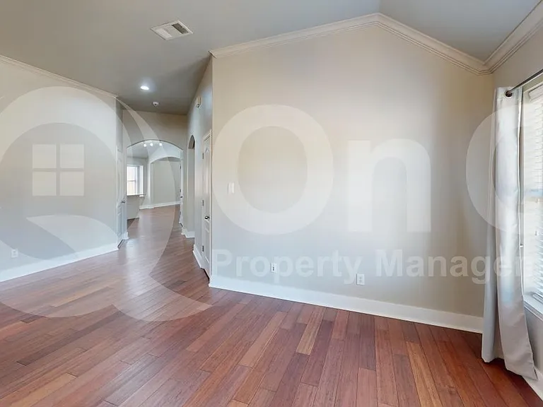 2801 Coyote Trl — Photo 8