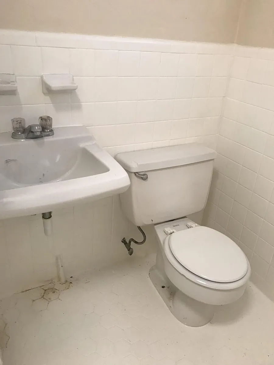 Bathroom toilet/sink - 220 18th St #D