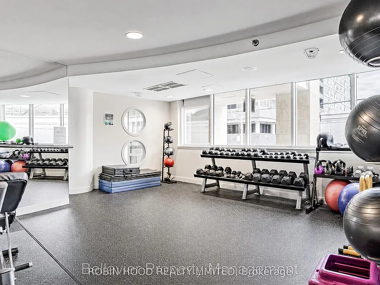323 Richmond St E #807 — Photo 23