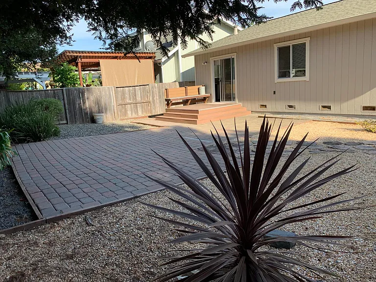 4516 Harmony Pl — Photo 3