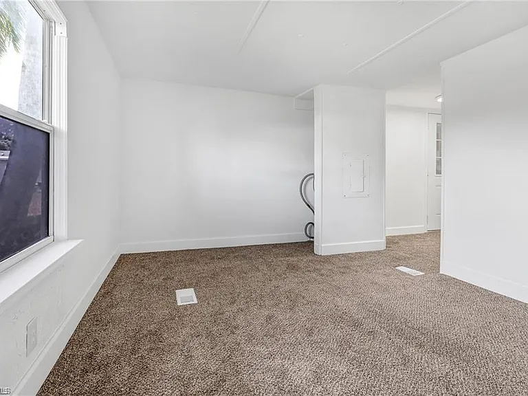 120 Grassy Key Ln #38 — Photo 12