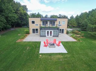 9945 Twin Point Rd, Alexandria, MN 56308