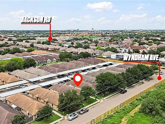5th image of 3606 Wyndham Ave