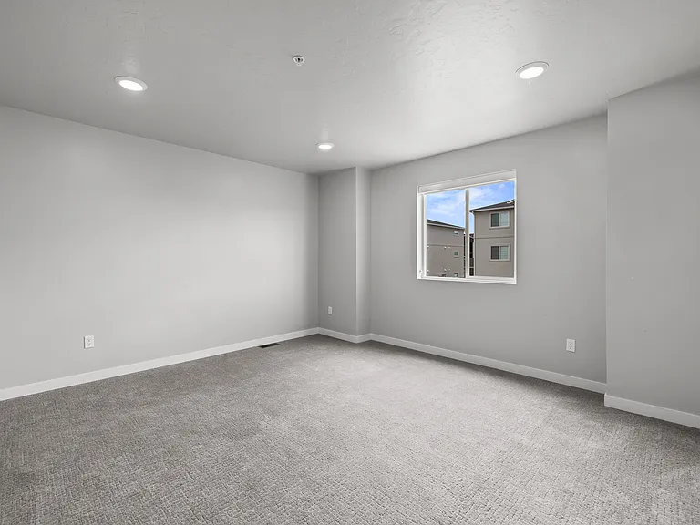 Telluride Apartments — Photo 35