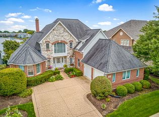 13411 Lakeshore Dr, Plainfield, IL 60585