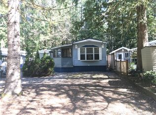 646 Riverside Dr, Maple Falls, WA 98266