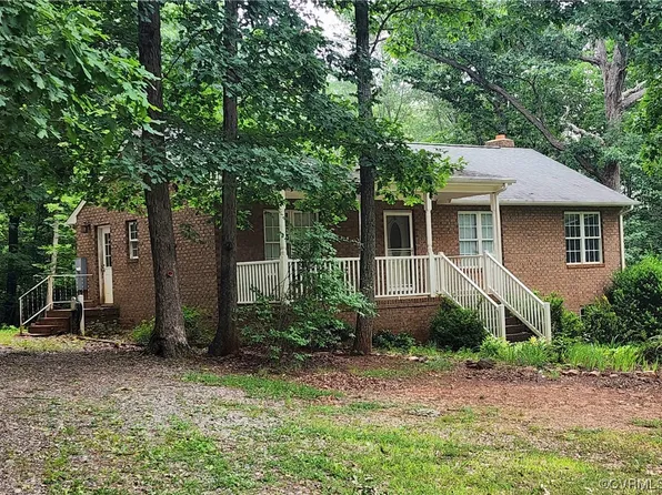 5920 Community House Rd, Columbia, VA 23038