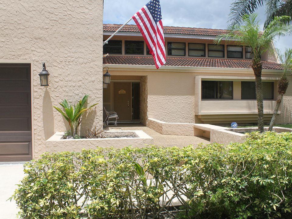 1st image of 2920 NW 115th Ter