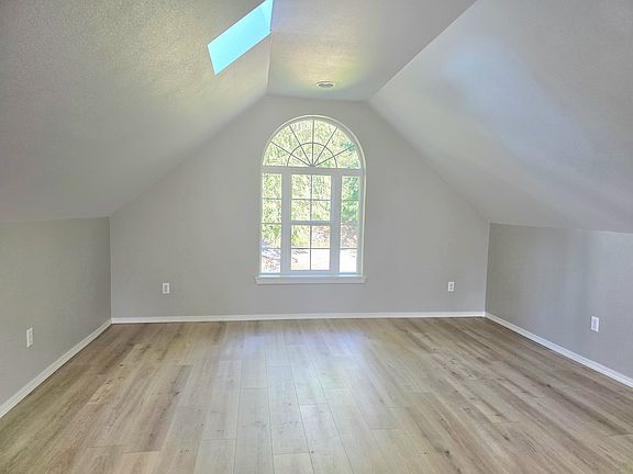 3rd image of 9206 172nd St NW #B