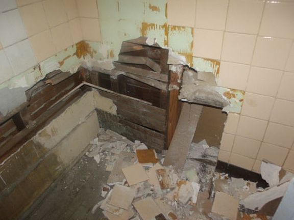 5th image of 224 W Dartmouth St