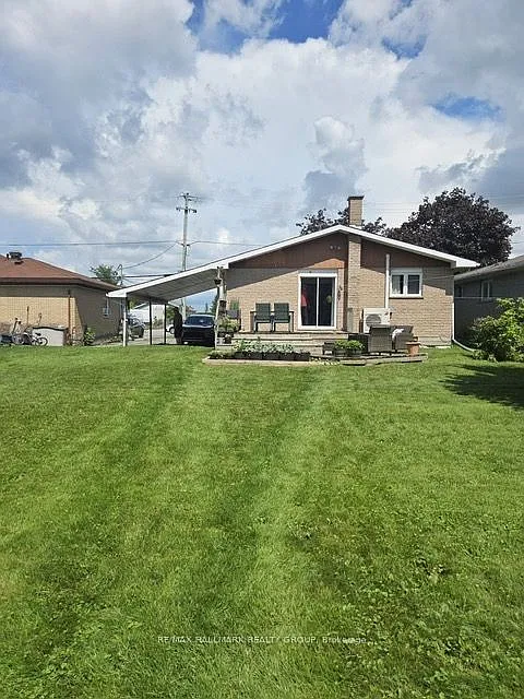 2 bed, $1,950 — Photo 1