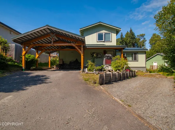 546 Soundview Ave, Homer, AK 99603