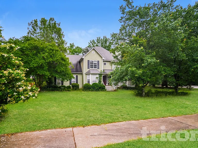 464 Walnut Creek Dr — Photo 1
