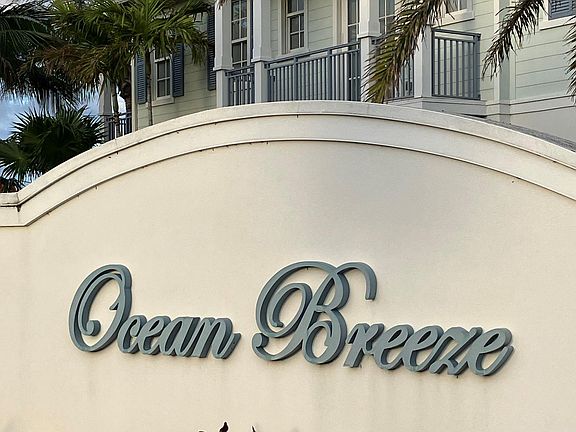 Welcome to Ocean Breeze townhomes