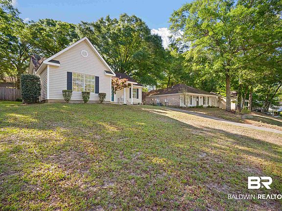 3rd image of 3009 Autumn Ridge Dr